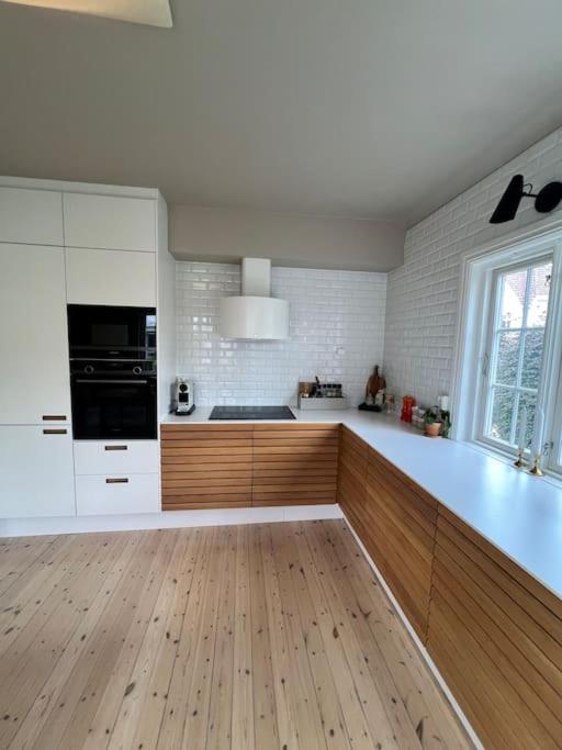 3 Bedroom Full House - Close To Ons & City Centrum Ставангер Екстериор снимка